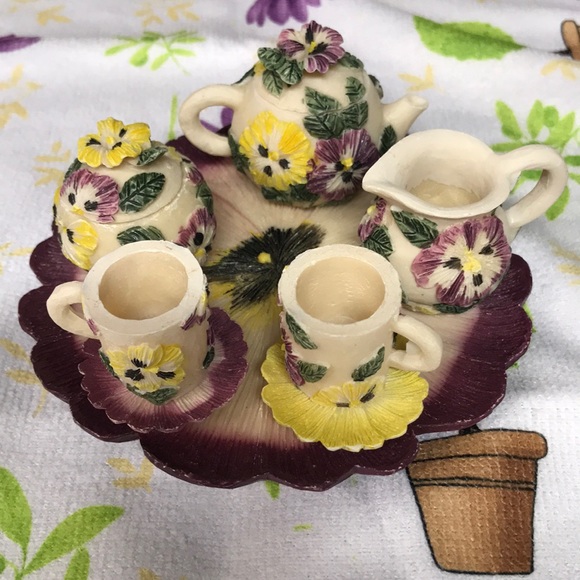 90s tea set
